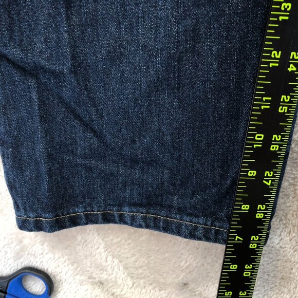 Wrangler Mens Jeans 38x30 Blue Dark Denim Straight Fit Relaxed Classic Casual - Picture 6 of 10